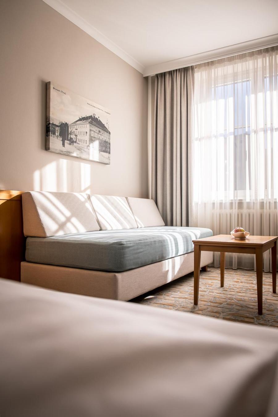 Hotel Post Alpine Cityflair 브루니코 외부 사진
